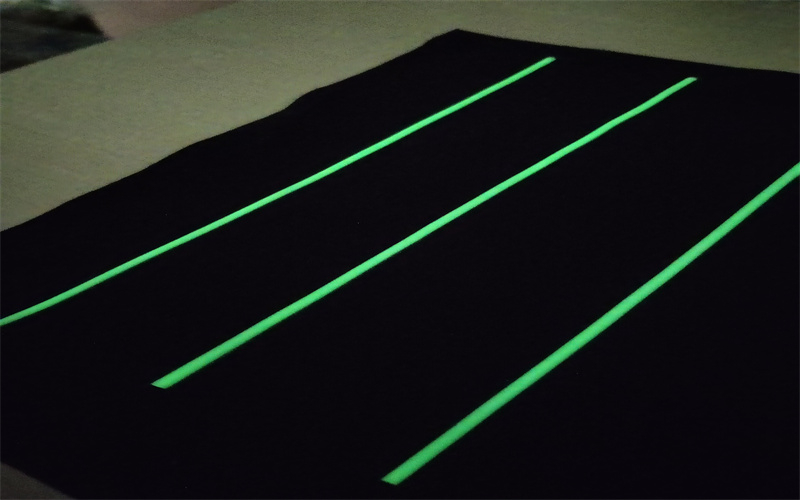 夜光效果硅胶条 弧面效果防滑条 颜色厚度可定制的硅胶条
