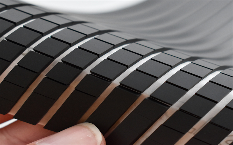 黑色方形硅胶防滑垫片  耐磨硅胶减震垫片 自粘背胶防滑硅胶垫